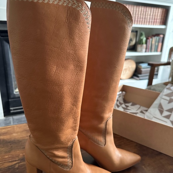 Anthropologie Boots of Spanish Leather - Picture 6 of 11